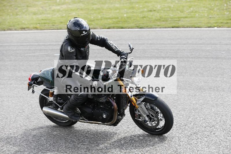 Archiv-2025/10 23.04.2025 Cornu Master School ADR/gruen-vert/23